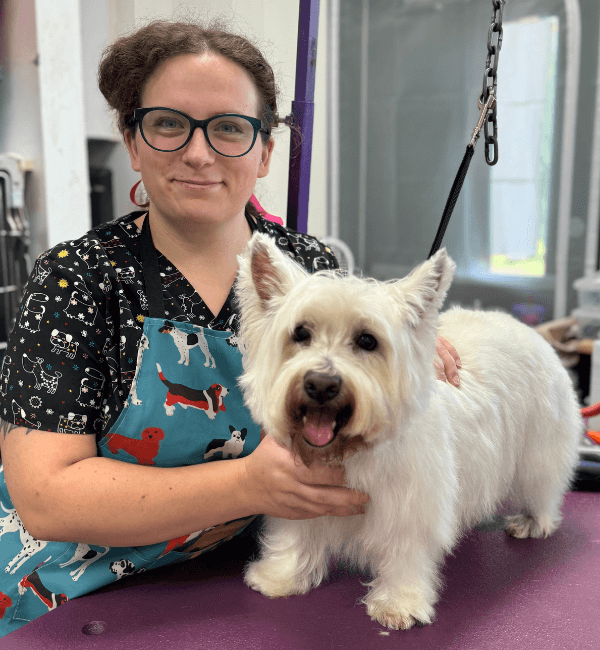 Kaylene, Groomer Assistant